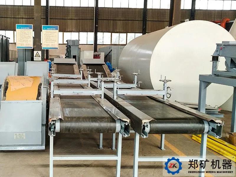 帶式輸送機.jpg 帶式輸送機.jpg