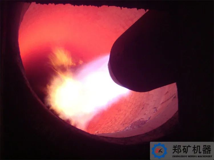 回轉(zhuǎn)窯點(diǎn)火操作的方法及注意事項(xiàng) 回轉(zhuǎn)窯點(diǎn)火操作的方法及注意事項(xiàng)