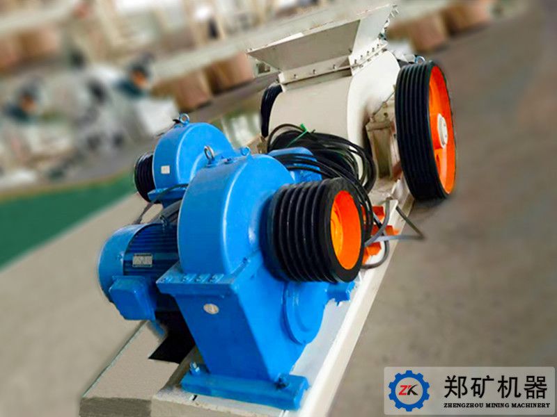 江蘇2PG400×250對輥破碎機項目